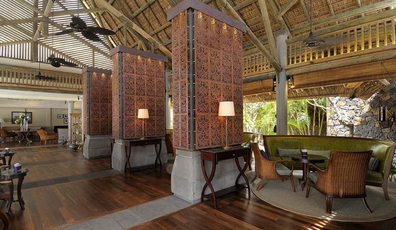 CONSTANCE PRINCE MAURICE - LOUNGE BAR SITTING AREA